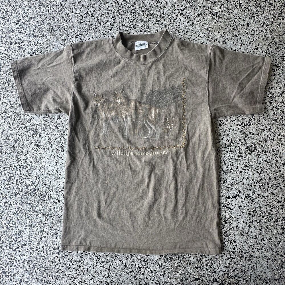 Danaggers Wildlife Encounters Wolves T-Shirt Mens Medium Made in USA Brown VTG